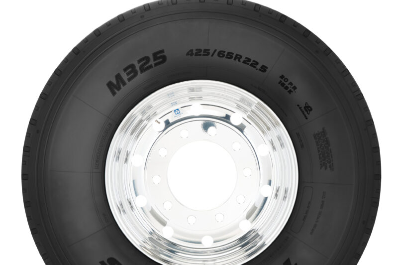 M325 Wide Base_Sidewall picture