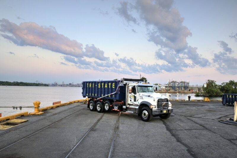 Picture of a Mack Truck
