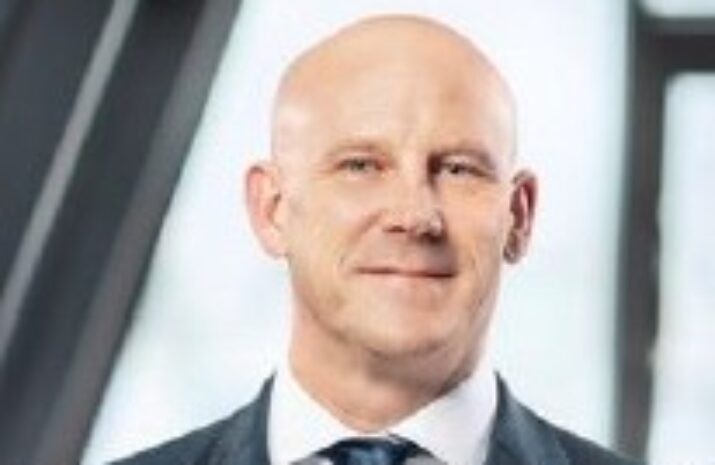 Kent Jones' headshot
