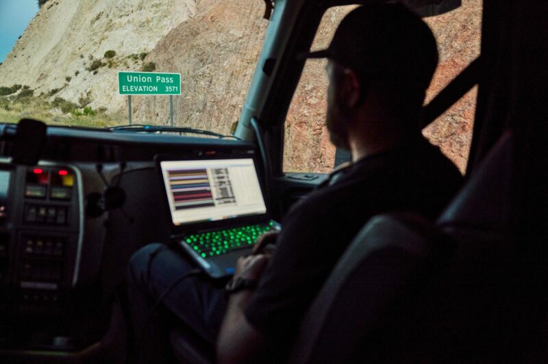 Seen here at the top of Union Pass on the steep Davis Dam Grade, the all-new Volvo VNL is in the middle of one of the most demanding evaluations – the “hot shutdown.