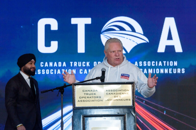 Ontario Premier, other elected officials attend CTOA holiday party article image