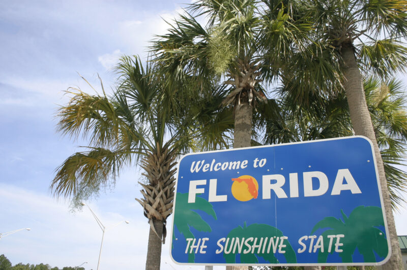 Florida to offer CDL testing only in English article image