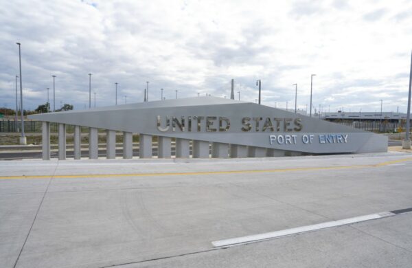 Cross-border bridge celebration 'inappropriate' after Trump's tariff threats: Canada article image
