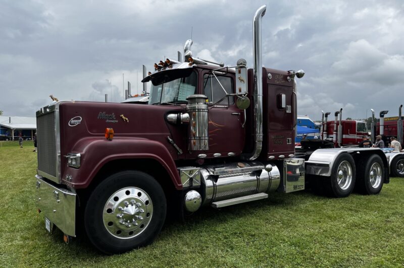 Jack Culbert, Holland Centre, ON 1987 Mack Superliner