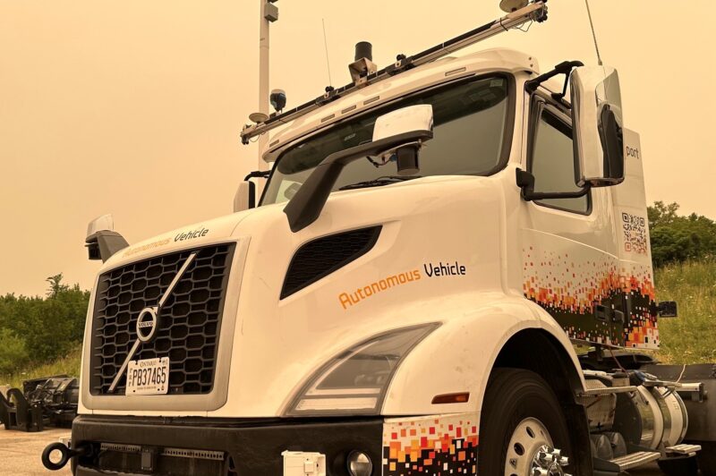 NuPort Robotics quietly charts its own course in autonomous trucking article image